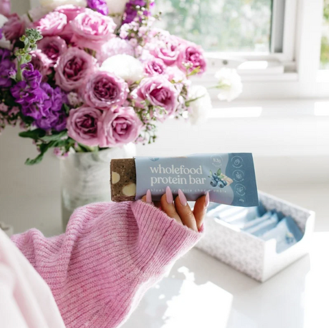 Sneaky Wholefoods Blueberry White Choc Crumble Wholefood Protein Bar | 60g
