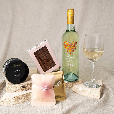 Juliet Moscato Hamper - GiftSec