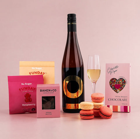 Posh Plonk Pinot Grigio Hamper - GiftSec