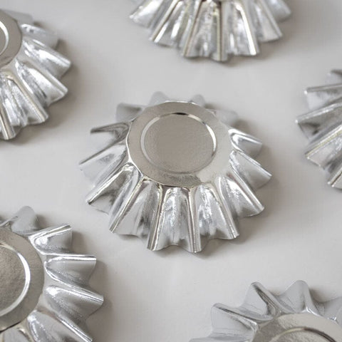 Silver Bloom Baking Cups (24 Pack)-PAPYRUS-iPantry-australia